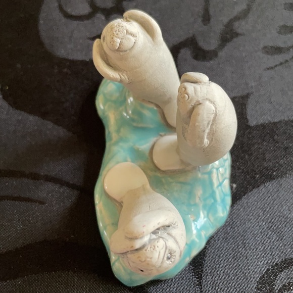 Handmade signed Hear No Evil, See N Evil, Speak No Evil ceramic walrus, sea lion - Picture 8 of 10